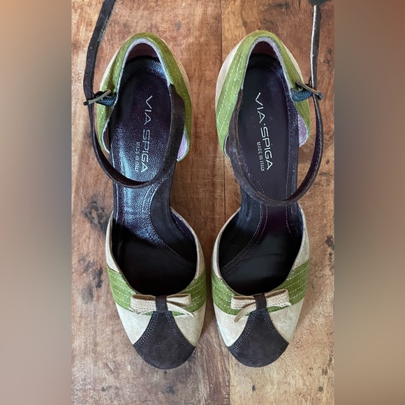 Via Spiga Shoes - EUC Vintage y2k Via Spiga Suede Heels w/ Box Brown Camel Green Made in Italy 8.5